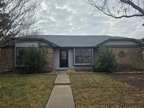 306 E Schreiber St, Garland, TX, 75040-3753 | Card Image