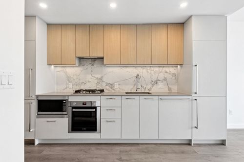 3208-6468 Willingdon Ave, Burnaby, BC, V5H | Card Image