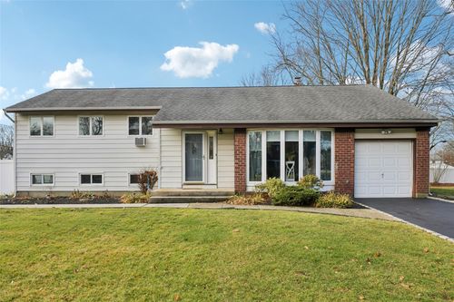 1 Manning Drive, Huntington, NY, 11731 | Card Image