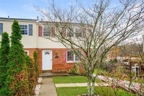 1110 Edward St, North Versailles, PA, 15137-2006 | Card Image