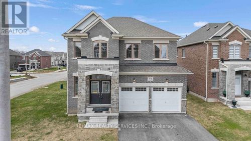 44 Corbett St, Dundalk, ON, N0C1B0 | Card Image