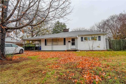 34 Oxford Rd, Newport News, VA, 23606-3153 | Card Image