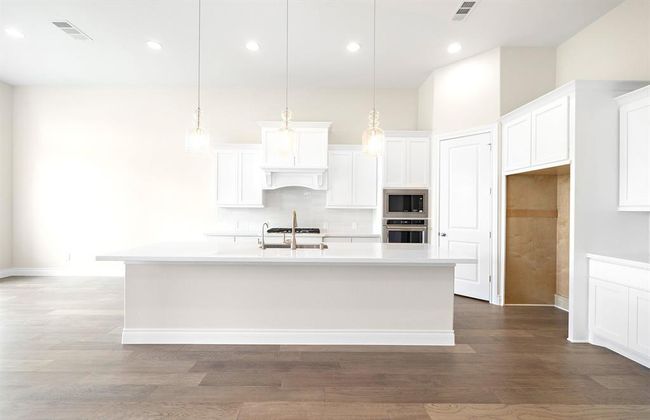 12406 Drifting Oakwood Ln, House other with 4 bedrooms, 3 bathrooms and 3 parking in Cypress TX | Image 15