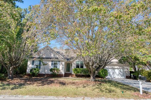 7343 Bright Leaf Rd, Wilmington, NC, 28411-7116 | Card Image