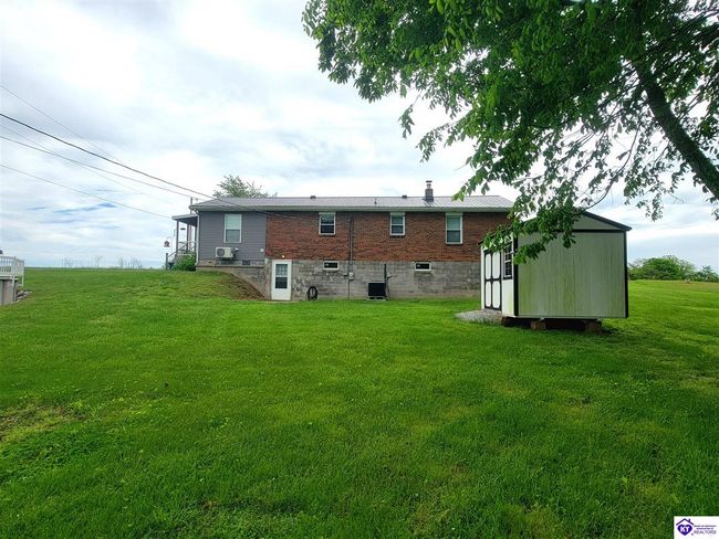4964 Highway 566, House other with 3 bedrooms, 2 bathrooms and null parking in Magnolia KY | Image 51