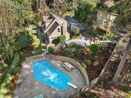 2431 Sw 149th Pl, Burien, WA, 98166-1624 | Card Image