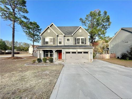 211 Executive Dr, Lillington, NC, 27546-9614 | Card Image