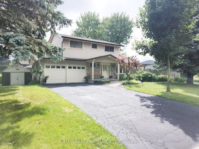 463 Holcan Ave, House other with 4 bedrooms, 3 bathrooms and 6 parking in Oshawa ON | Image 2