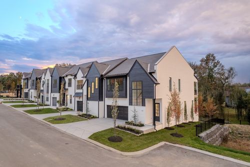 117-117 Shadow Springs Dr, Brentwood, TN, 37027-2058 | Card Image