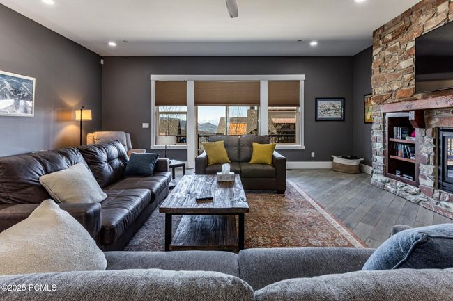 10352 N Sightline Cir, House other with 4 bedrooms, 4 bathrooms and null parking in Hideout UT | Image 5