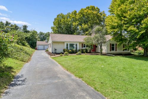 207 Dogwood Lane, Johnson City, TN, 37604 | Card Image