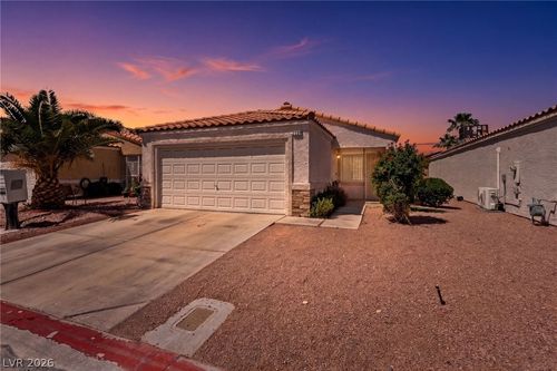 2204 Port Ave, Las Vegas, NV, 89106-7101 | Card Image