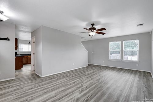 9106 Dublin Hts, San Antonio, TX, 78254-5447 | Card Image