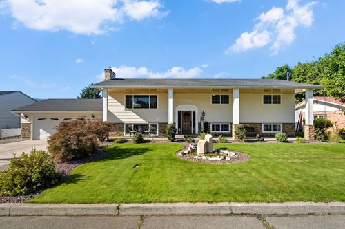 3026 S Raymond Cir, Spokane Valley, WA, 99206-3374 | Card Image