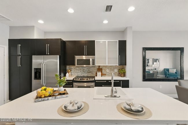 6977 Woody Vine Dr, Townhouse with 3 bedrooms, 3 bathrooms and null parking in Jacksonville FL | Image 16