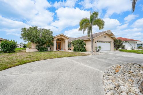 76 Windsor Dr, Englewood, FL, 34223-4638 | Card Image