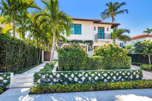 218 Everglade Ave, Palm Beach, FL, 33480-3720 | Card Image