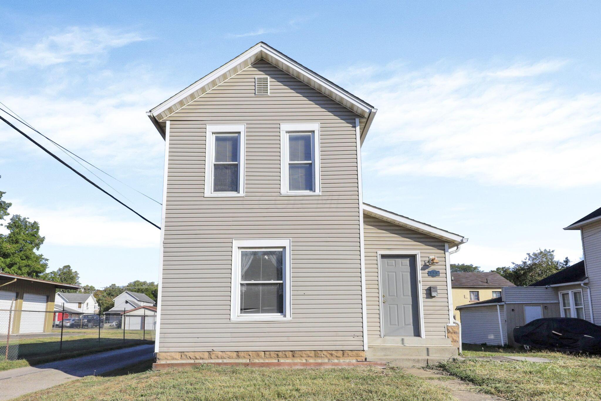 Wilson St, Newark, OH 43055