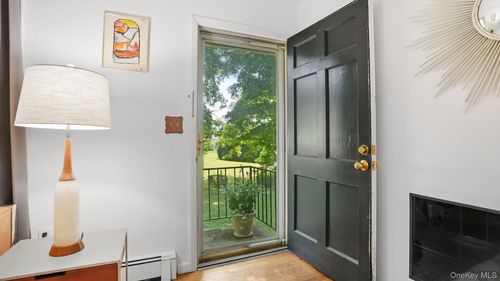 37 Simmons St, Millerton, NY, 12546-5277 | Card Image