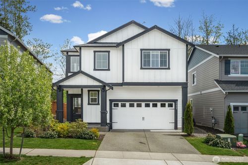 15025 Olympic Loop E, Bonney Lake, WA, 98391-8377 | Card Image