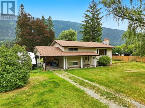 1653 Birch Island Lost Creek Rd, Clearwater, BC, V0E1N0 | Card Image