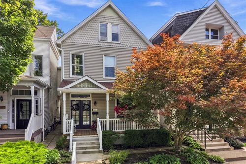 353 Spahr St, Shadyside, PA, 15232-2009 | Card Image