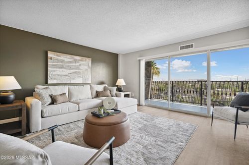 4e-425 W Paseo Redondo Drive, Tucson, AZ, 85701 | Card Image