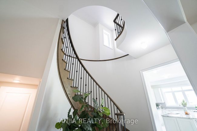 21 Joiner Cir, House other with 5 bedrooms, 5 bathrooms and 5 parking in Whitchurch Stouffville ON | Image 18