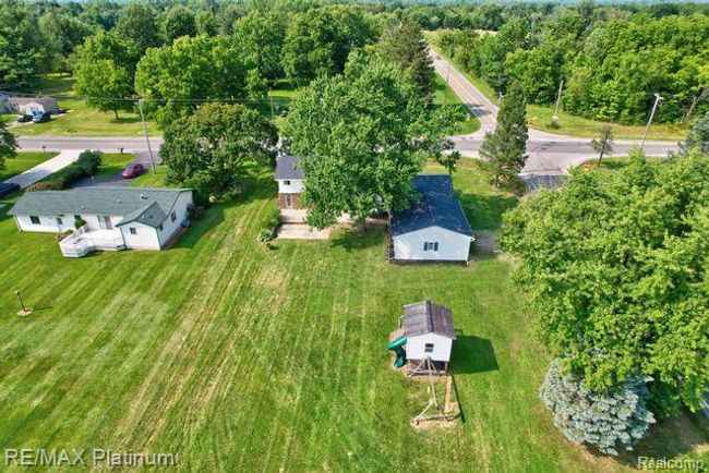 8001 Beecher Rd, House other with 4 bedrooms, 2 bathrooms and null parking in Clayton Twp MI | Image 6