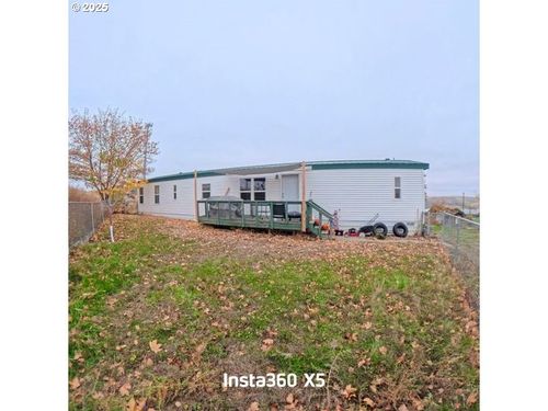 941 Se 9th St, Pendleton, OR, 97801-3131 | Card Image