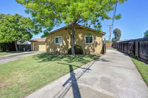 1907 Belcot Rd, Sacramento, CA, 95825-1106 | Card Image