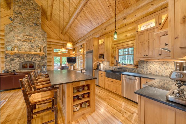 Kitchen | Image 9