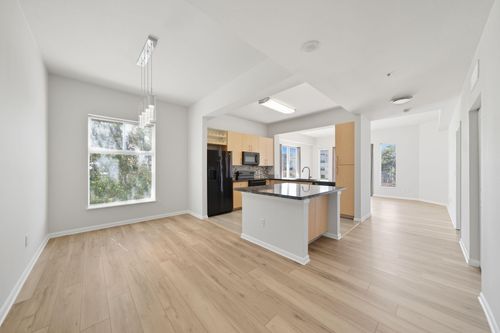 unit-202-3505 Sage Rd, Houston, TX, 77056-7018 | Card Image