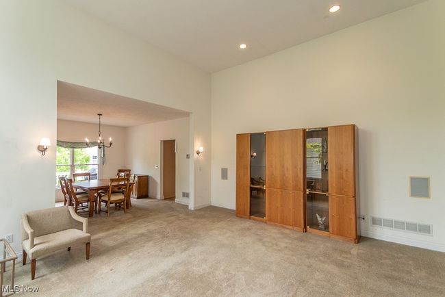 83 Haskell Drive, House other with 3 bedrooms, 3 bathrooms and null parking in Bratenahl OH | Image 6