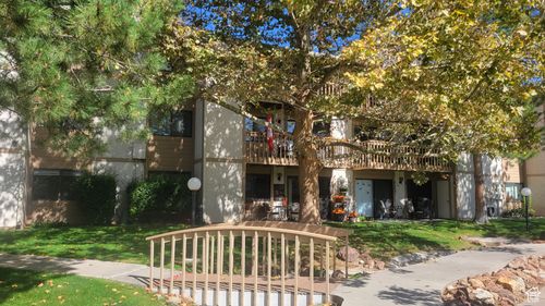 apt-319-1460 E Highland Cove Ln, Millcreek, UT, 84106-4439 | Card Image