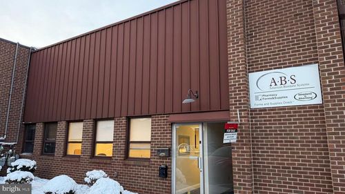 bay-1300 Industrial Blvd, Southampton, PA, 18966-4029 | Card Image