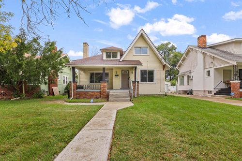 247 Moss St, Highland Park, MI, 48203-2679 | Card Image