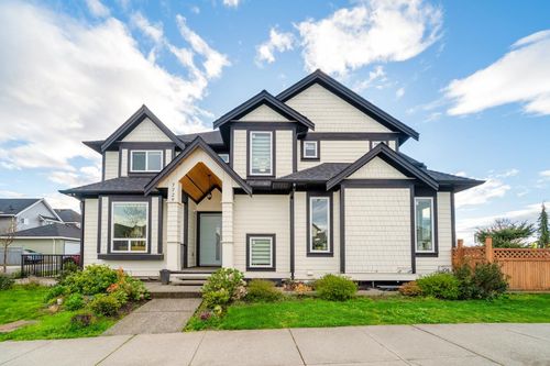 7729 211 St, Langley, BC, V2Y0W5 | Card Image