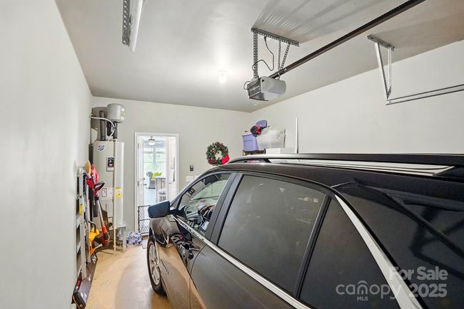 epoxy-coated garage floor. | Image 37