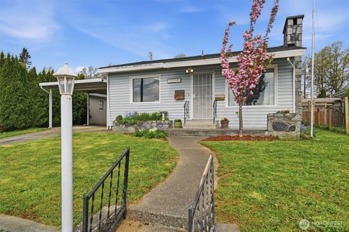 808 Judson St, Lynden, WA, 98264-1838 | Card Image