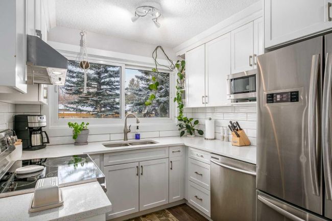 11468 Braniff Road Sw, Home with 4 bedrooms, 2 bathrooms and 4 parking in Calgary AB | Image 10