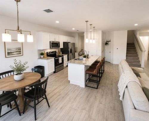 11312 Gadsen Ln, Austin, TX, 78754-1505 | Card Image