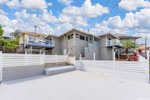 2118 Makanani Dr, Honolulu, HI, 96817-2034 | Card Image