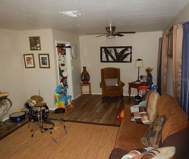 1263 W 27 Th St, House other with 3 bedrooms, 1 bathrooms and null parking in Riviera Beach FL | Image 11