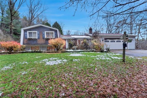 13340 Ward Rd, Holland, NY, 14080-9526 | Card Image