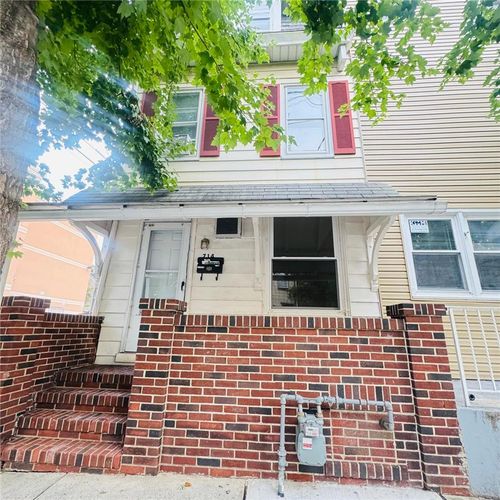 714 W Gordon St, Allentown, PA, 18102-2840 | Card Image