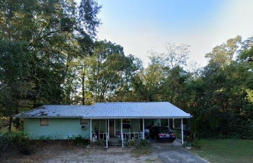 395 E Brock Ave, Bonifay, FL, 32425-3269 | Card Image