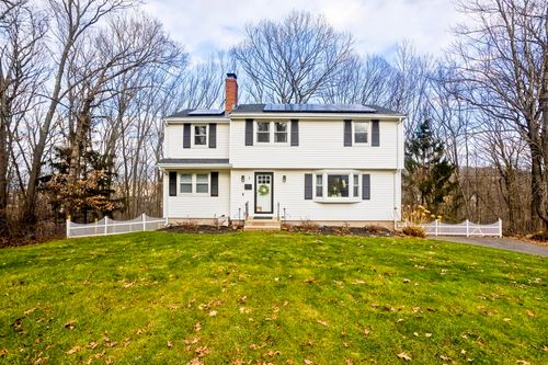 5 Valerie Dr, Vernon, CT, 06066-3518 | Card Image