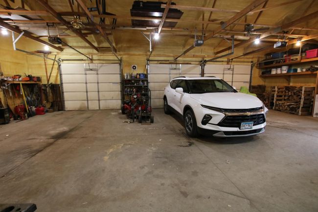 INSULATED AND HEATED 3 CAR GARAGE | Image 10
