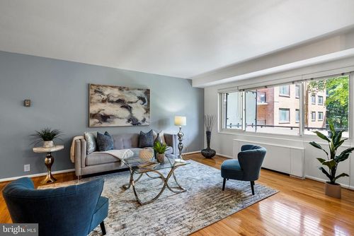 apt-421w-4201 Cathedral Ave Nw, WASHINGTON, DC, 20016-4902 | Card Image